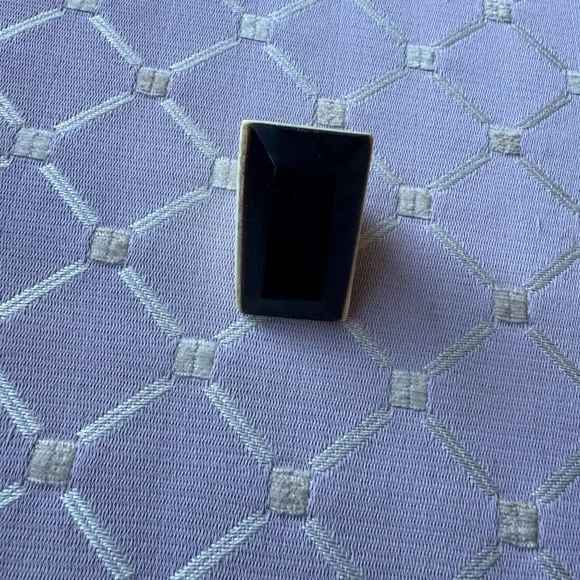 Ring - Picture 3 of 5